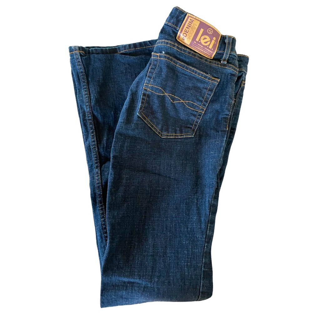 New LEI Women’s Junior’s Dark Denim Jeans Sz 3